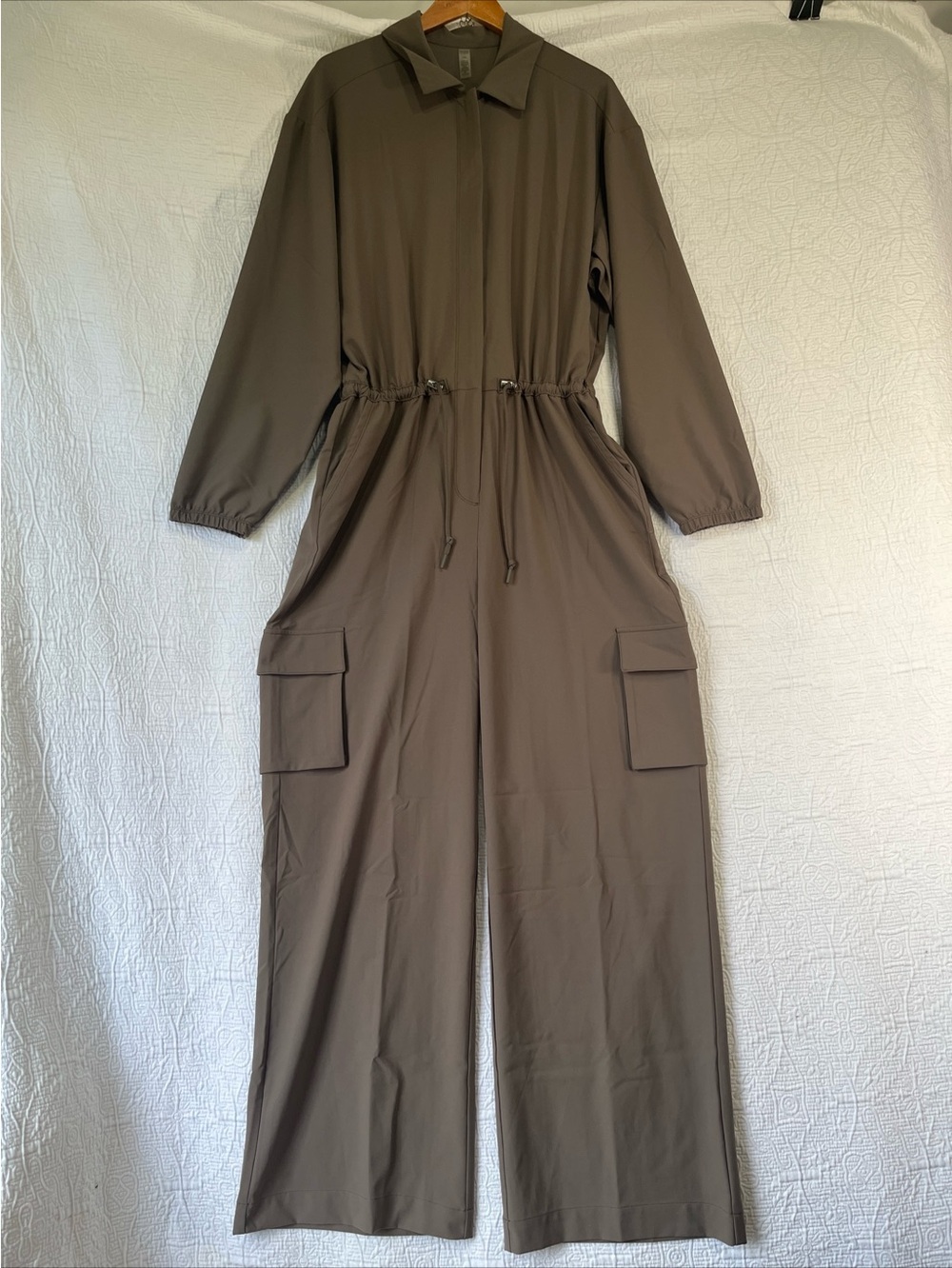 Beyond Yoga City Chic Utility Cargo Wide Leg Jumpsuit in Taupe Size Large Jumper